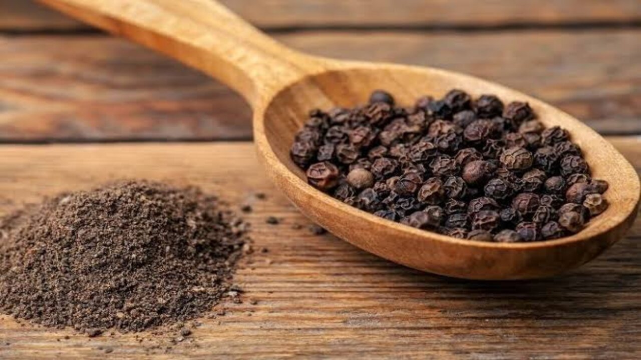 فيها سر عجيب ميخطرش على بالك.. معجزة بذور الفلفل الأسود مش هتصدق قيمتها الكبيرة 5 فيها سر عجيب ميخطرش على بالك.. معجزة بذور الفلفل الأسود مش هتصدق قيمتها الكبيرة
