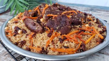 طريقة عمل الأرز البخاري مع لحم الغنم بأسرار المحلات