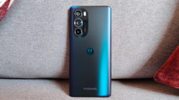 Motorola Edge 30 Pro: هاتف الشبكات الجديدة بدعم 5G وشاشة 144 هرتز وكاميرا 50 ميجابكسل وبطارية 4800 ميللي أمبير
