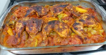 بطعم لذيذ.. طريقة عمل صينية البطاطس بالفراخ وتتبيلتها الخطيرة بطعم احلى من الجاهز