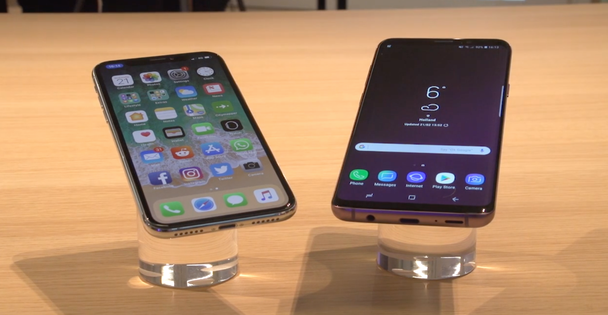 مقارنة بين مواصفات أهم هاتفين على الساحة Oppo A98 5G و Samsung Galaxy S23 Ultra 5 مقارنة بين مواصفات أهم هاتفين على الساحة Oppo A98 5G و Samsung Galaxy S23 Ultra