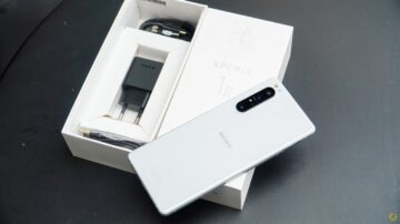 سوني إكسبيريا 5 IV: هاتف الوسائط المتعددة بشاشة 4K ومكبرات صوت ستيريو وكاميرات بتقنية ألفا