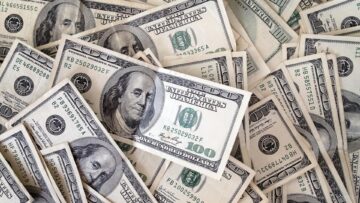 الأخضر بكام النهاردة؟.. أسعار الدولار أمام الجنيه اليوم الثلاثاء 5 ديسمبر 2023 في البنوك
