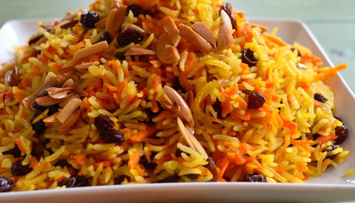 أرز بسمتي بالمكسرات: طعم شهي ومزيج رائع من النكهات