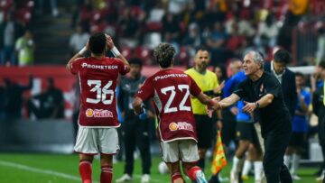 الأهلي يفتح باب التفاوض حول نجم الفريق.. عروض أوروبية وخليجية ضخمة