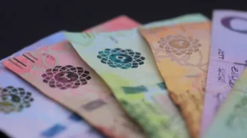 هل الإكرامية خارج نطاق ضريبة القيمة المضافة؟ هيئة الزكاة تجيب