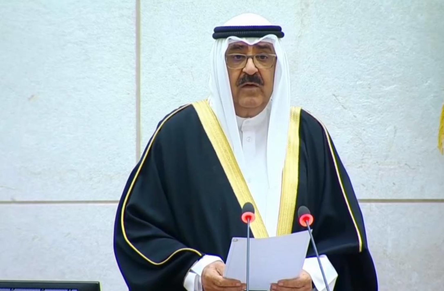 السيرة الذاتية للشيخ مشعل الأحمد الجابر الصباح أمير الكويت الجديد