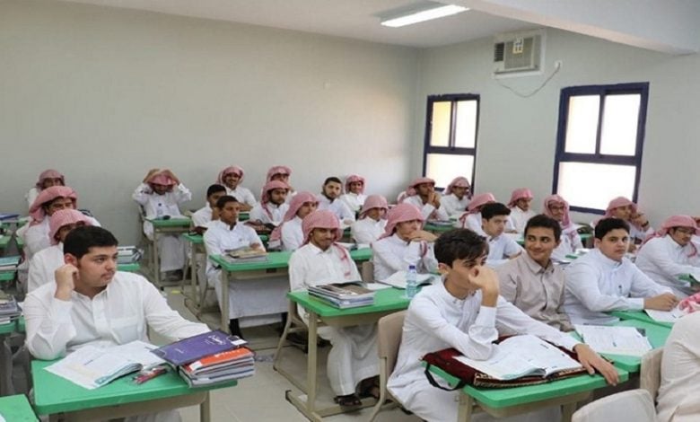 جدول اجازات الترم الثاني 1445 وتفاصيل أول إجازة مطولة الفصل الدراسي الثاني في المملكة السعودية