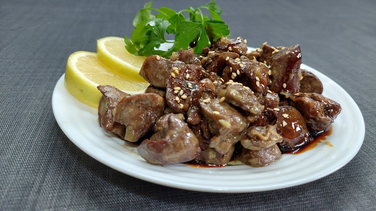 حاربي الغلاء ووفري الميزانية .. سر تحضير كبدة الدجاج بدبس الرمان لوجبة غذاء صحية ومفيدة