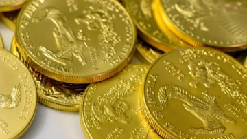 الجنيه الذهب بكام النهاردة .. سعر الجنيه الذهب في مصر اليوم الأحد 31/12/2023 ورقم تاريخي جديد