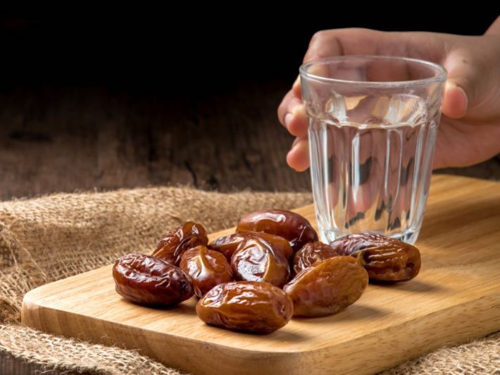 فضل الصيام والأدعية المستحبة.. موعد الأيام البيض لشهر رجب 2024 5 فضل الصيام والأدعية المستحبة.. موعد الأيام البيض لشهر رجب 2024