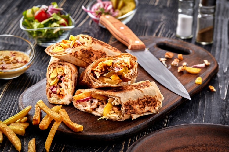 طريقة عمل الشاورما السورية في المنزل زي الجاهز وأحلي