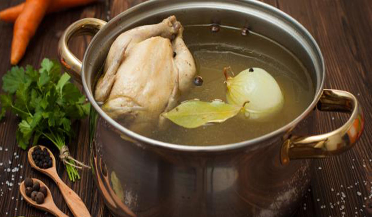 طريقة سلق الفراخ وخطوات عمل الأرز المصري للمبتدئات