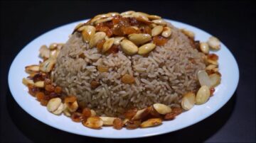 طريقة عمل الأرز بالخلطة في المنزل على أصولها مثل المطاعم