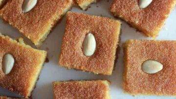 طريقة عمل البسبوسة زي المحلات وأحلي وهتوفري كتير