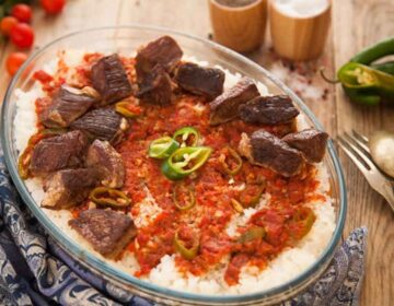 طريقة عمل فتة اللحمة على اصولها بطعم مميز بالخطوات