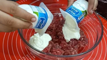 مكون ضعية على الكفته وانسي إنها تفك ولا تكش منك بنفس طريقة المطاعم بكل أسرارها وتكاتها بالطعم الأصلي