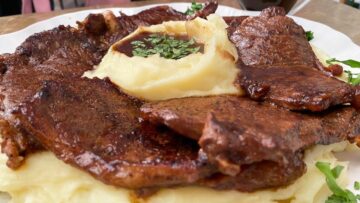 طريقة عمل اللحمة بصوص الديمجلاس.. بمذاق لا يقاوم