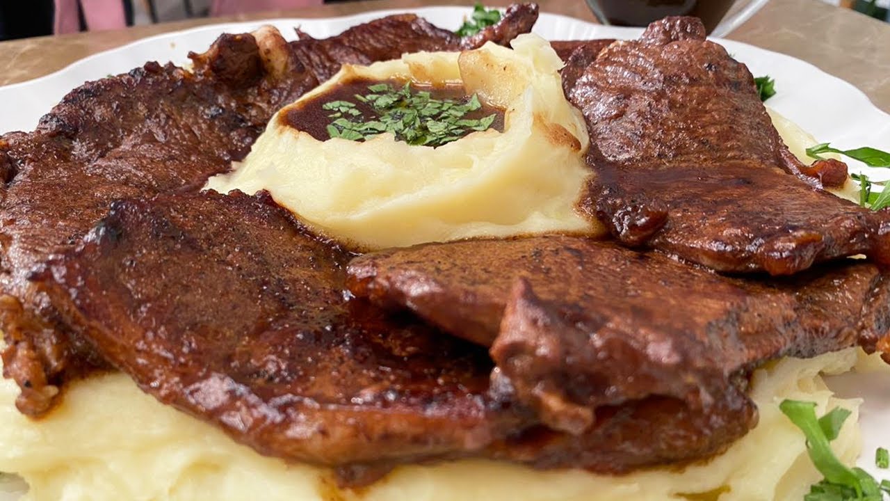 طريقة عمل اللحمة بصوص الديمجلاس.. بمذاق لا يقاوم 5 طريقة عمل اللحمة بصوص الديمجلاس.. بمذاق لا يقاوم