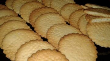 طريقة عمل بسكويت بدون بيض نجلاء الشرشابى 1