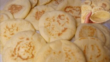 طريقة عمل خبز الطاسة بالمنزل خبز يومي بسيط بأقل تكلفة