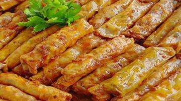عمل محشي الكرنب