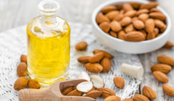 تعرف على فوائد زيت اللوز الحلو لحل مشاكل البشرة والشعر
