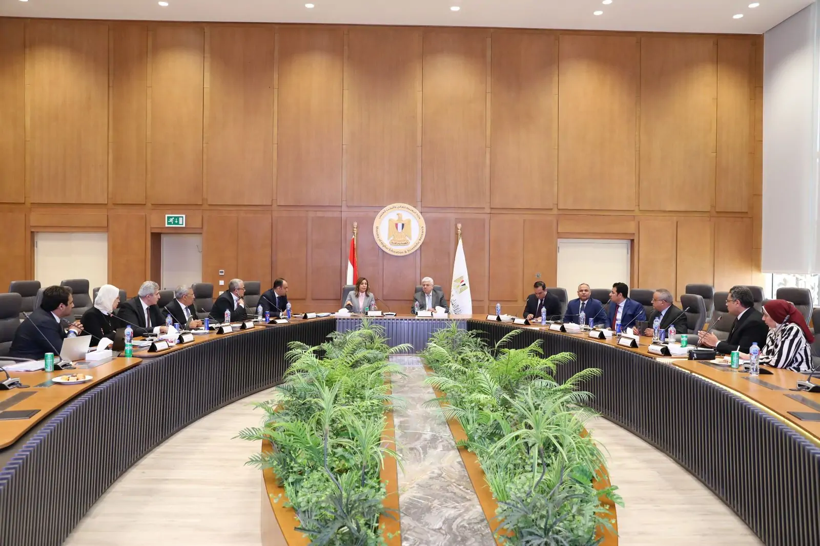 لمراقبة الطلبة بالامتحان... نائب وزير التعليم يتحدث عن تجهيز آلاف الكاميرات في الفصول الدراسية 5 لمراقبة الطلبة بالامتحان… نائب وزير التعليم يتحدث عن تجهيز آلاف الكاميرات في الفصول الدراسية