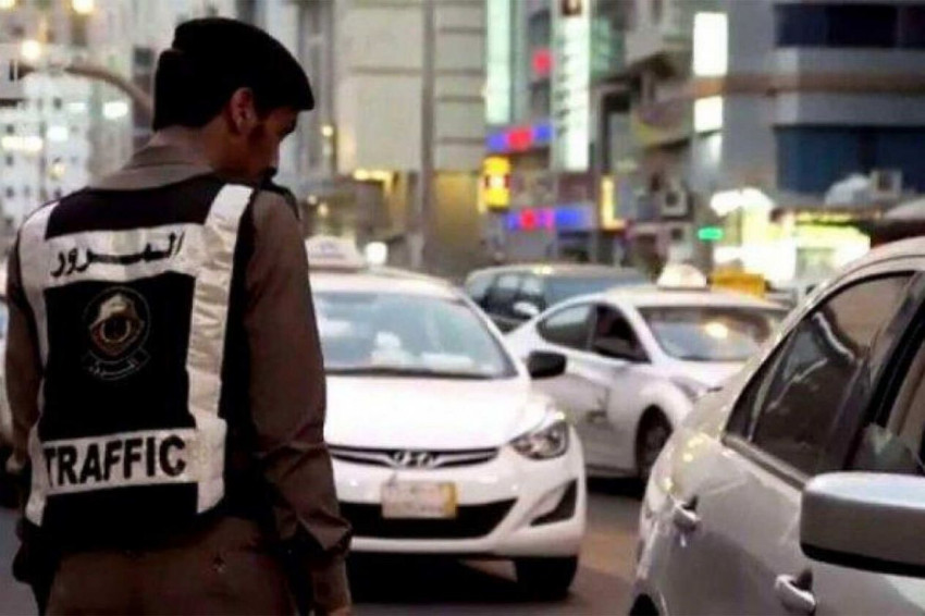 ما هي خطوات الاستعلام على مخالفات المرور عبر منصة أبشر 1445؟ 2 ما هي خطوات الاستعلام على مخالفات المرور عبر منصة أبشر 1445؟