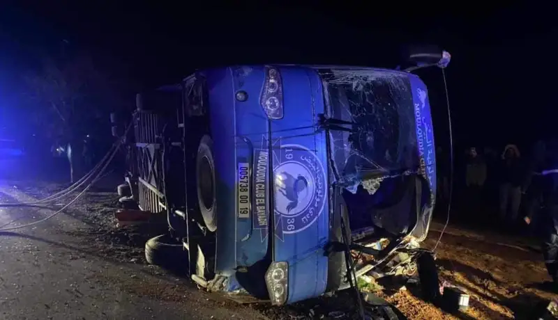 تفاصيل حادث مولودية البيض الجزائري المروع وأسماء المتوفين 5 تفاصيل حادث مولودية البيض الجزائري المروع وأسماء المتوفين