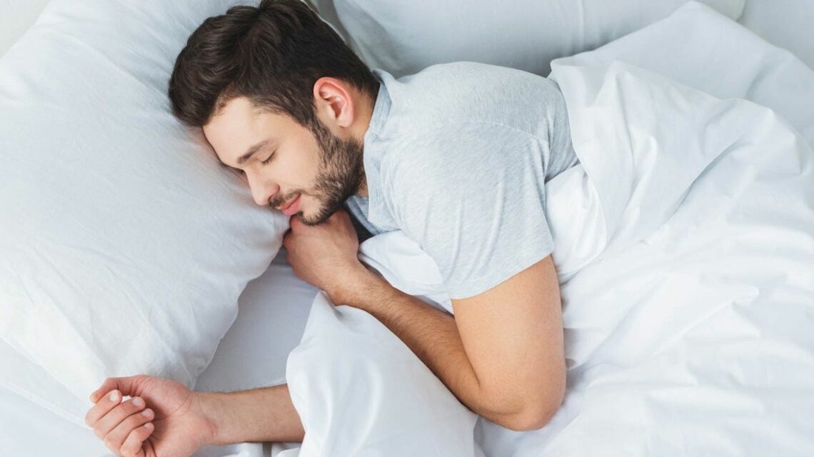 تجنب فعلها.. احذر من هذه الوضعية أثناء النوم تزيد من رؤيتك للكوابيس 5 تجنب فعلها.. احذر من هذه الوضعية أثناء النوم تزيد من رؤيتك للكوابيس