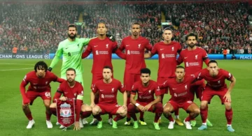 غياب نجم ليفربول لعدة أسابيع بسبب تعرضه للإصابة في الركبة