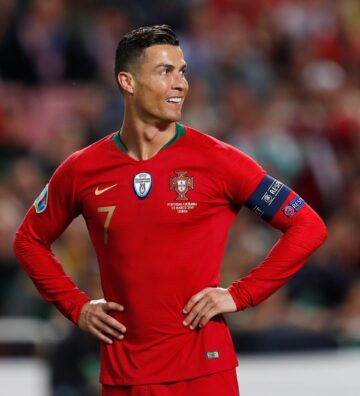 رونالدو يتطلع إلى المشاركة في مونديال كأس العالم 2026