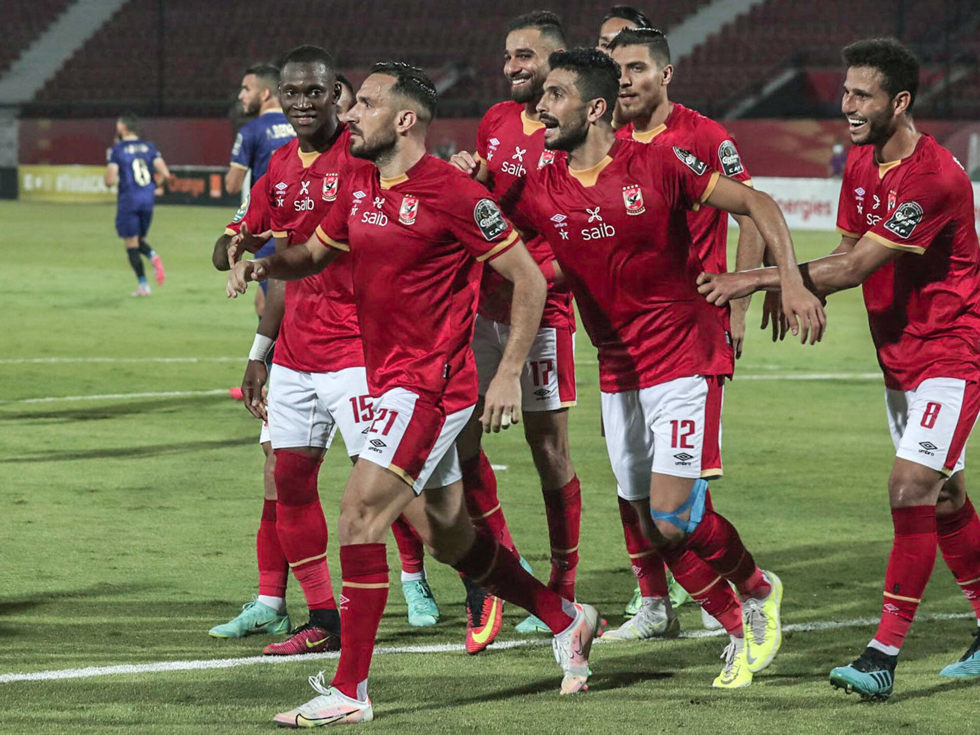 بعد حل أزمة القيد.. الزمالك يقترب من ضم نجم الأهلي السابق في يناير 5 بعد حل أزمة القيد.. الزمالك يقترب من ضم نجم الأهلي السابق في يناير
