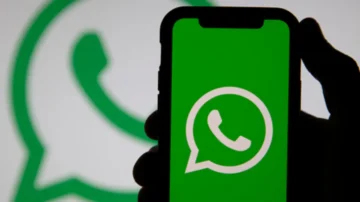 هل مراقب حسابك على WhatsApp؟ إليك علامات تُبين لك معرفة ذلك