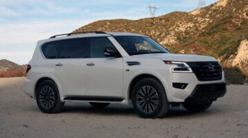 2021 nissan armada exterior front quarter
