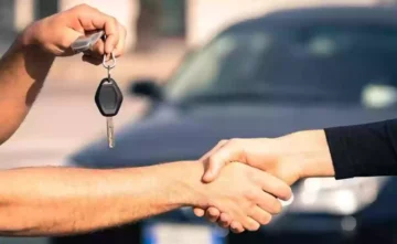خطوات نقل ملكية السيارة بين أفراد الأسرة وما الشروط المطلوبة 1445