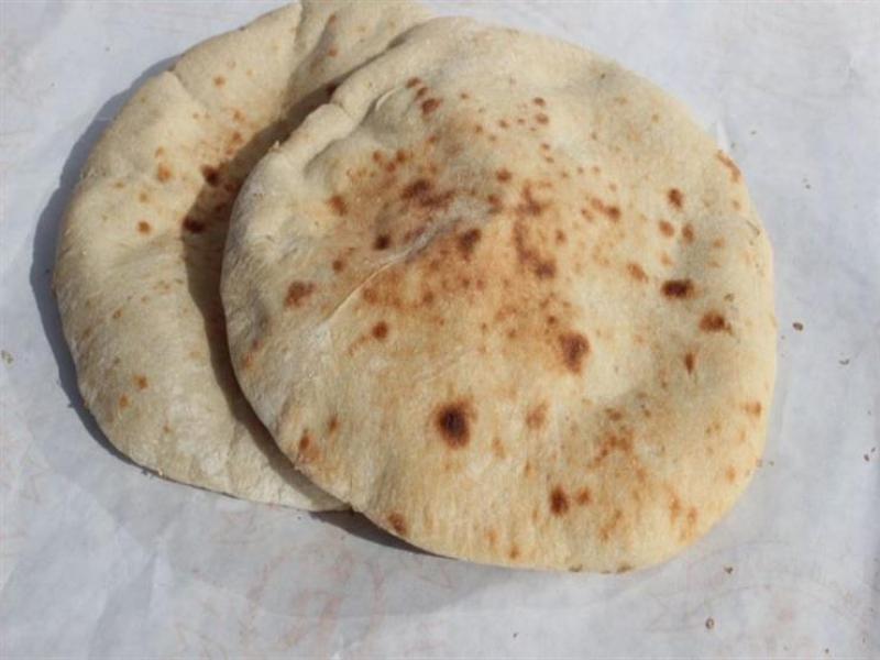 طريقة عمل العيش البلدي بمكونات سهلة وسريعة وبطعم طري زي المخابز 5 طريقة عمل العيش البلدي بمكونات سهلة وسريعة وبطعم طري زي المخابز