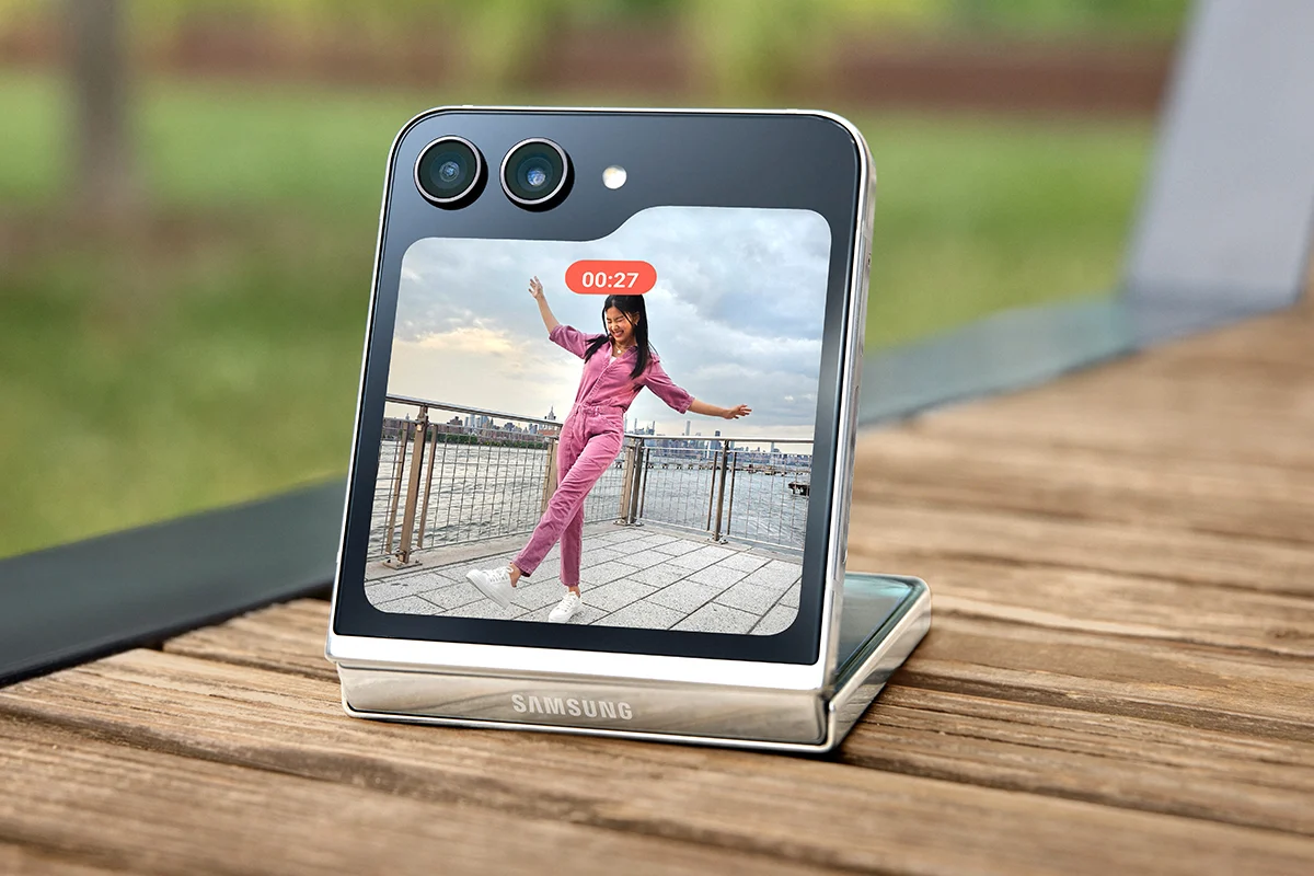 Samsung Galaxy Z Flip 5: الهاتف القابل للطي الأنيق والقوي 5 Samsung Galaxy Z Flip 5: الهاتف القابل للطي الأنيق والقوي