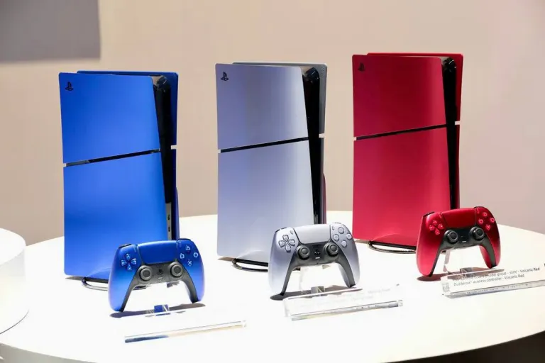 “PlayStation 5 Slim” شركة سوني تفاجىء الجميع بتحفة تكنولوجية تحطم الحواجز في عالم الألعاب ب 3 ألوان ساحرة