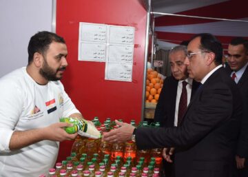 وزارة التموين تُطمئن المواطنين بتوافر زيت الطعام خلال شهر رمضان لهذا السبب