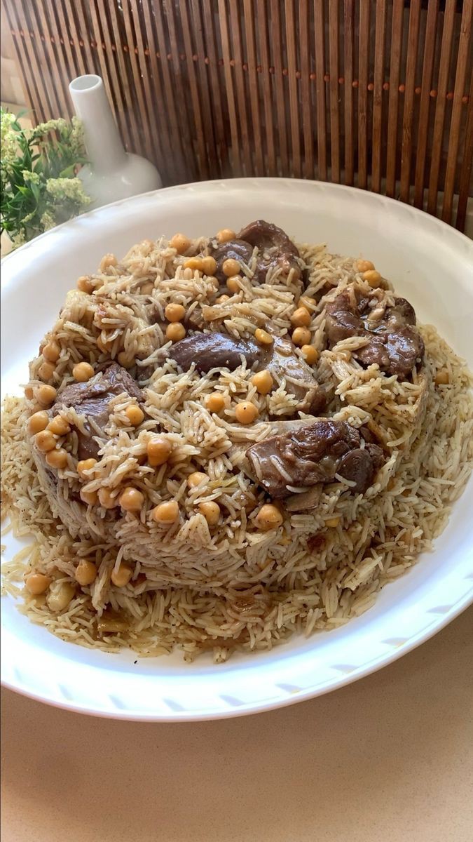 حضري لعائلتك...طريقة تحضير الرز باللحم والحمّص بالنكهة السعودية خطوة بخطوة 2 حضري لعائلتك…طريقة تحضير الرز باللحم والحمّص بالنكهة السعودية خطوة بخطوة