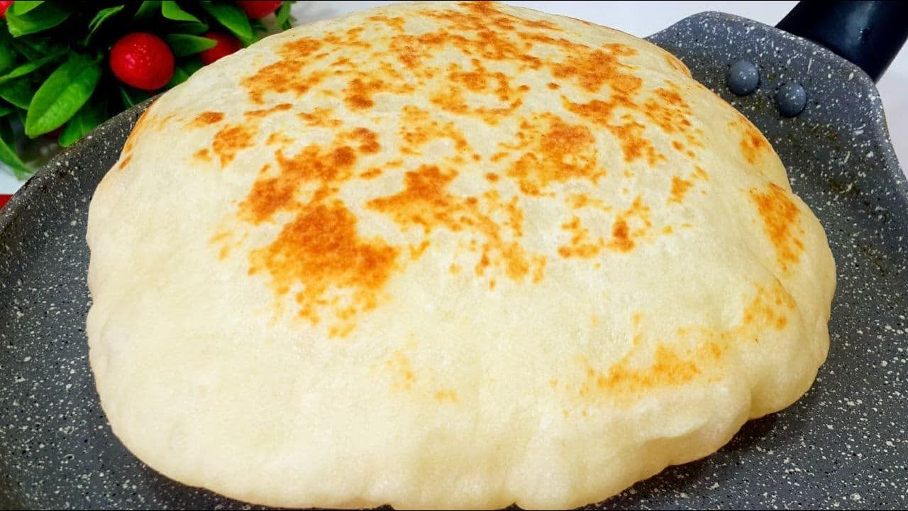 اتعلمي أسرع الوصفات .. عيش الطاسة بدون عجن ولا فرن  في 10 دقائق