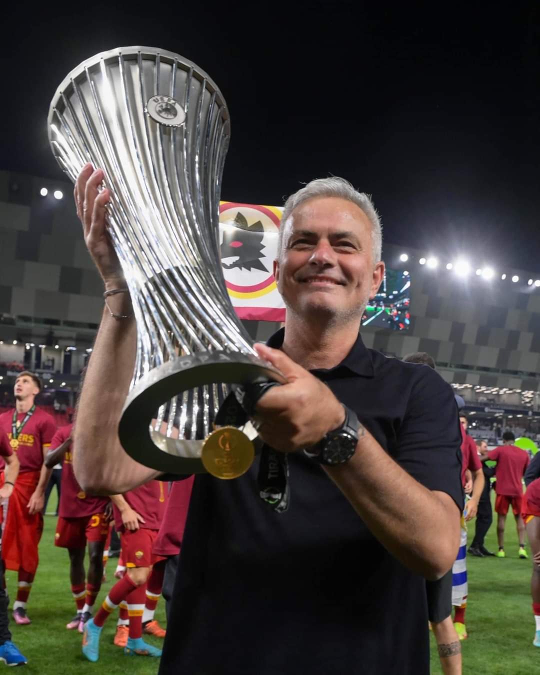 تفاصيل اقالة جوزيه مورينيو من تدريب نادي روما 2 تفاصيل اقالة جوزيه مورينيو من تدريب نادي روما
