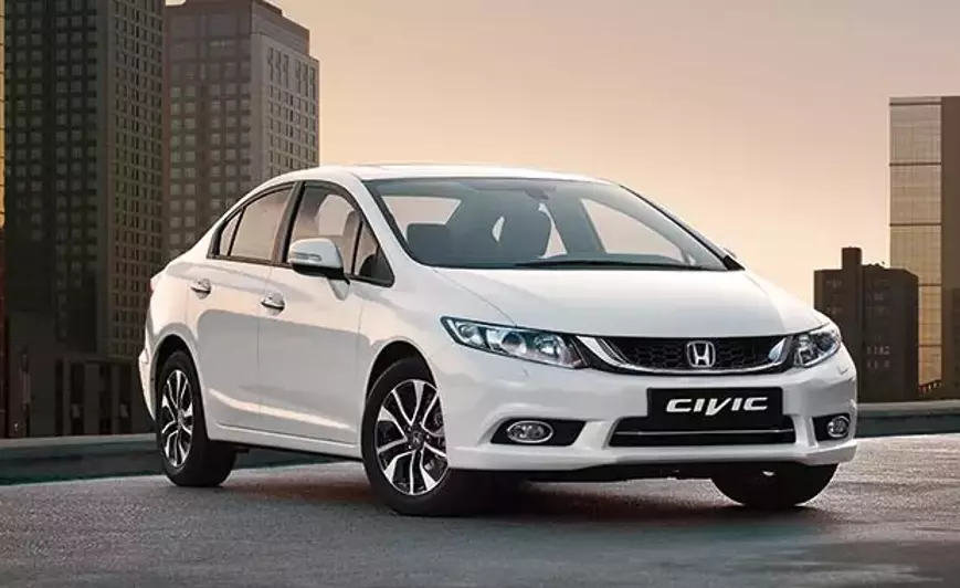 "Honda" سيفيك السيارة التي تتميز بالأمان والراحة والأداء الفاخر 5 “Honda” سيفيك السيارة التي تتميز بالأمان والراحة والأداء الفاخر