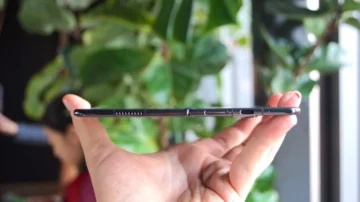 هونر تكشف عن أيقونة Honor Magic V2 المميزة وموعد طرحه في الأسواق