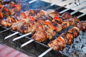 طريقة عمل اللحم المشوي على الطريقة اللبنانية الخطيرة