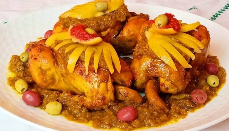 طريقة عمل الدجاج المحمر بالدغميرة بخطوات سهلة وبسيطة 5 طريقة عمل الدجاج المحمر بالدغميرة بخطوات سهلة وبسيطة