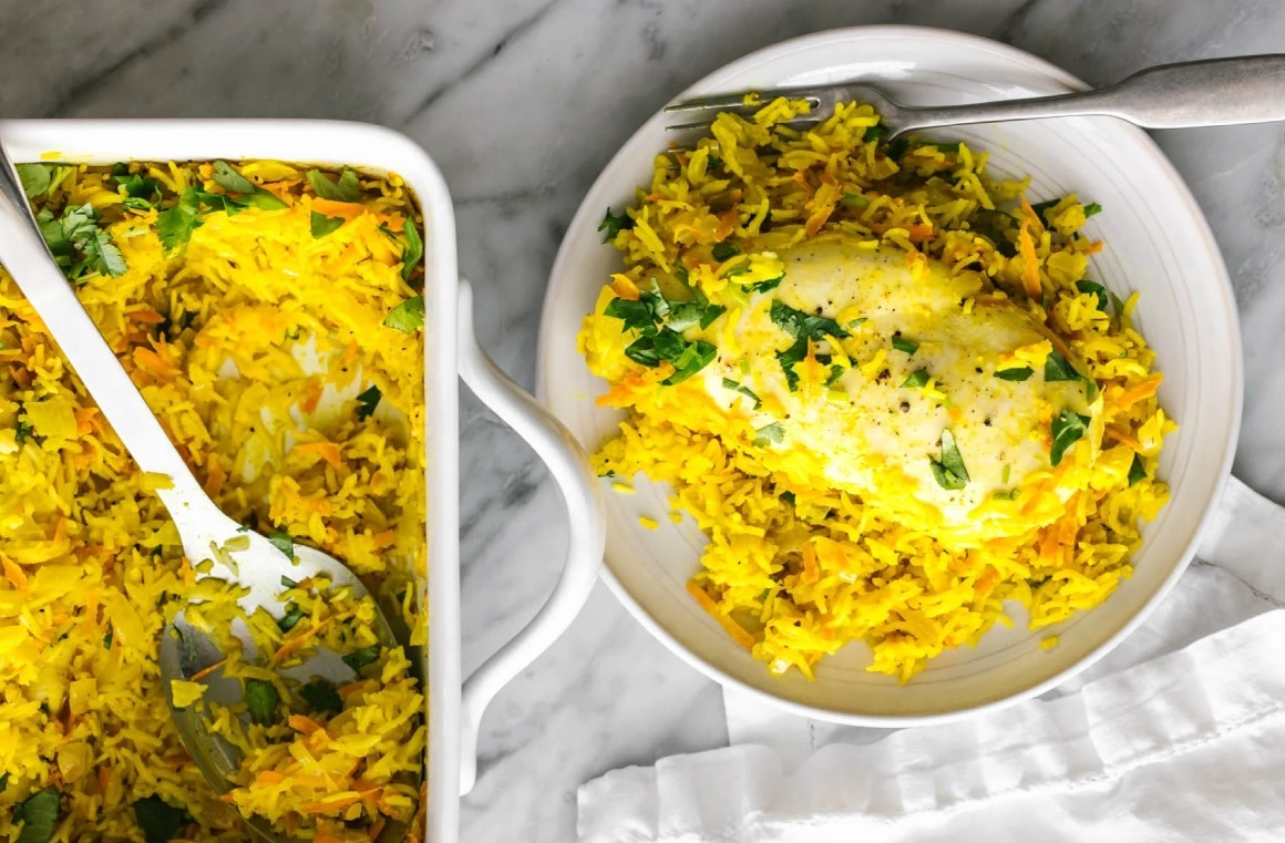 طريقة عمل الأرز بصدور الدجاج بخطوات سهلة وبسيطة 5 طريقة عمل الأرز بصدور الدجاج بخطوات سهلة وبسيطة