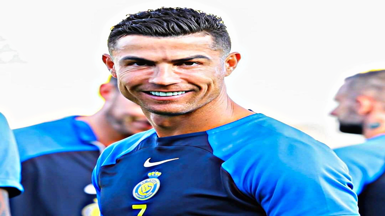 "هل أعلن إسلامه!!".. تعليق مثير من كريستيانو رونالدو على إنستجرام يسبب ضجة كبيرة والمتابعين يعلقون 5 “هل أعلن إسلامه!!”.. تعليق مثير من كريستيانو رونالدو على إنستجرام يسبب ضجة كبيرة والمتابعين يعلقون